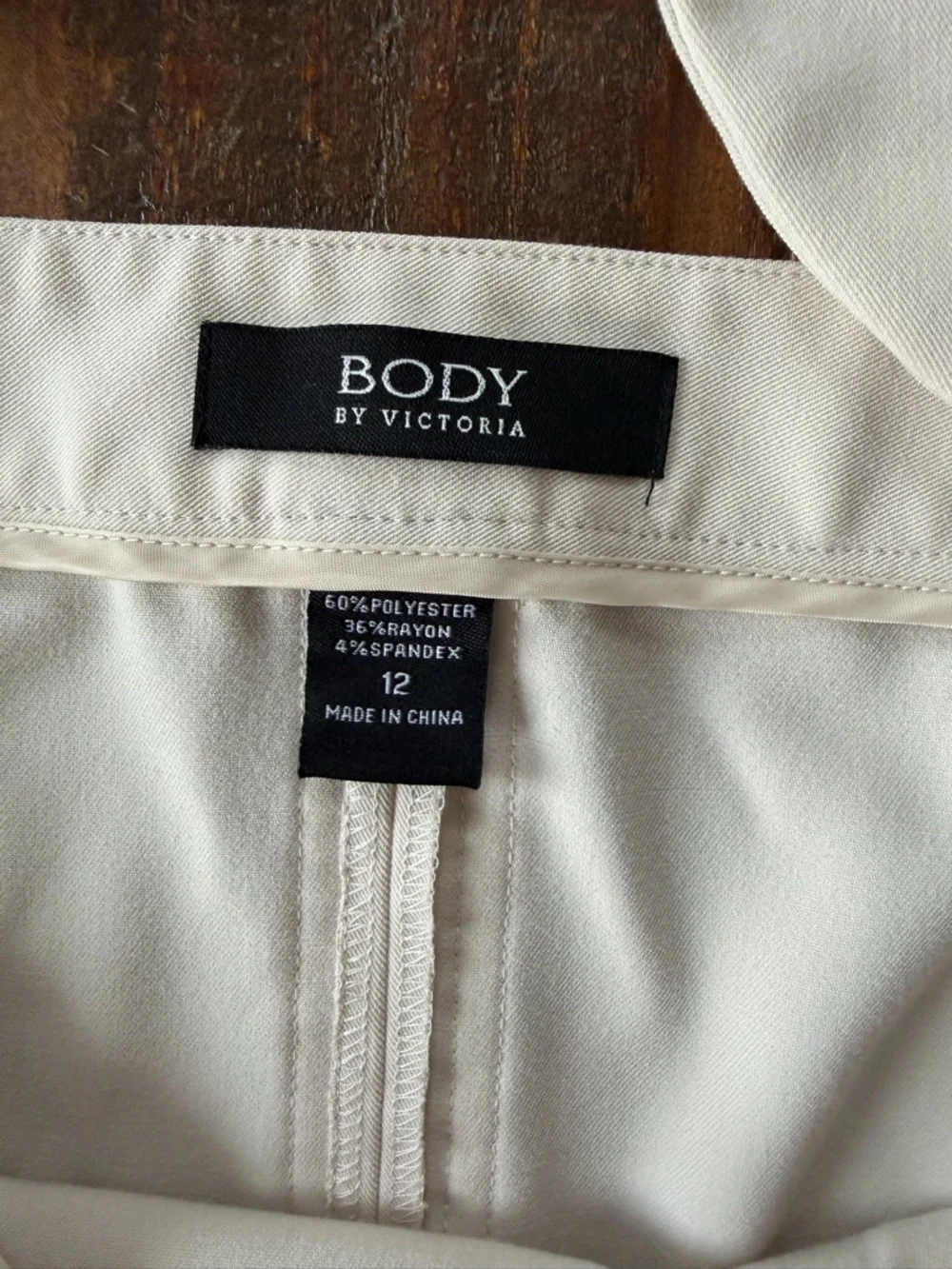 Body By Victoria Victoria’s Secret Women’s 12 Beige 2Piece Skirt Suit | SKU 0083